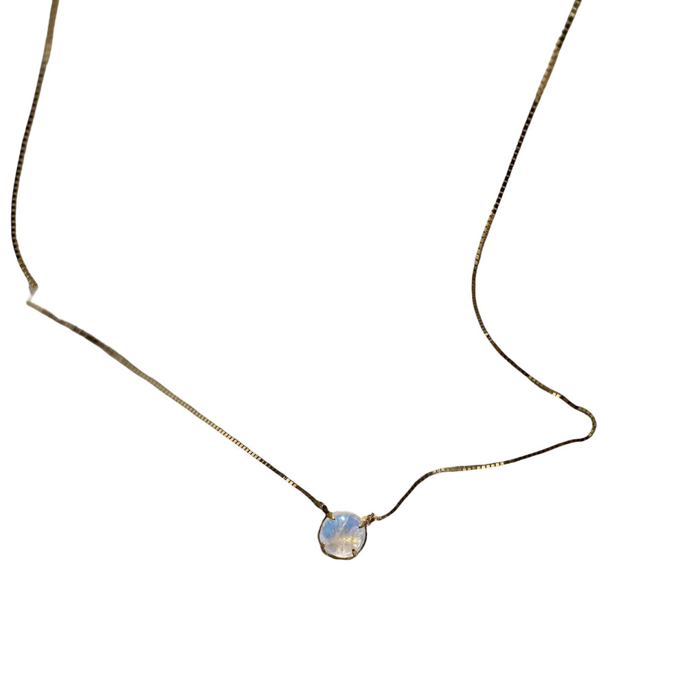 Solitaire Round Moonstone Necklace