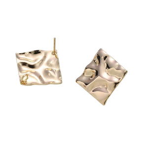 Golden Wavy Square Earrings